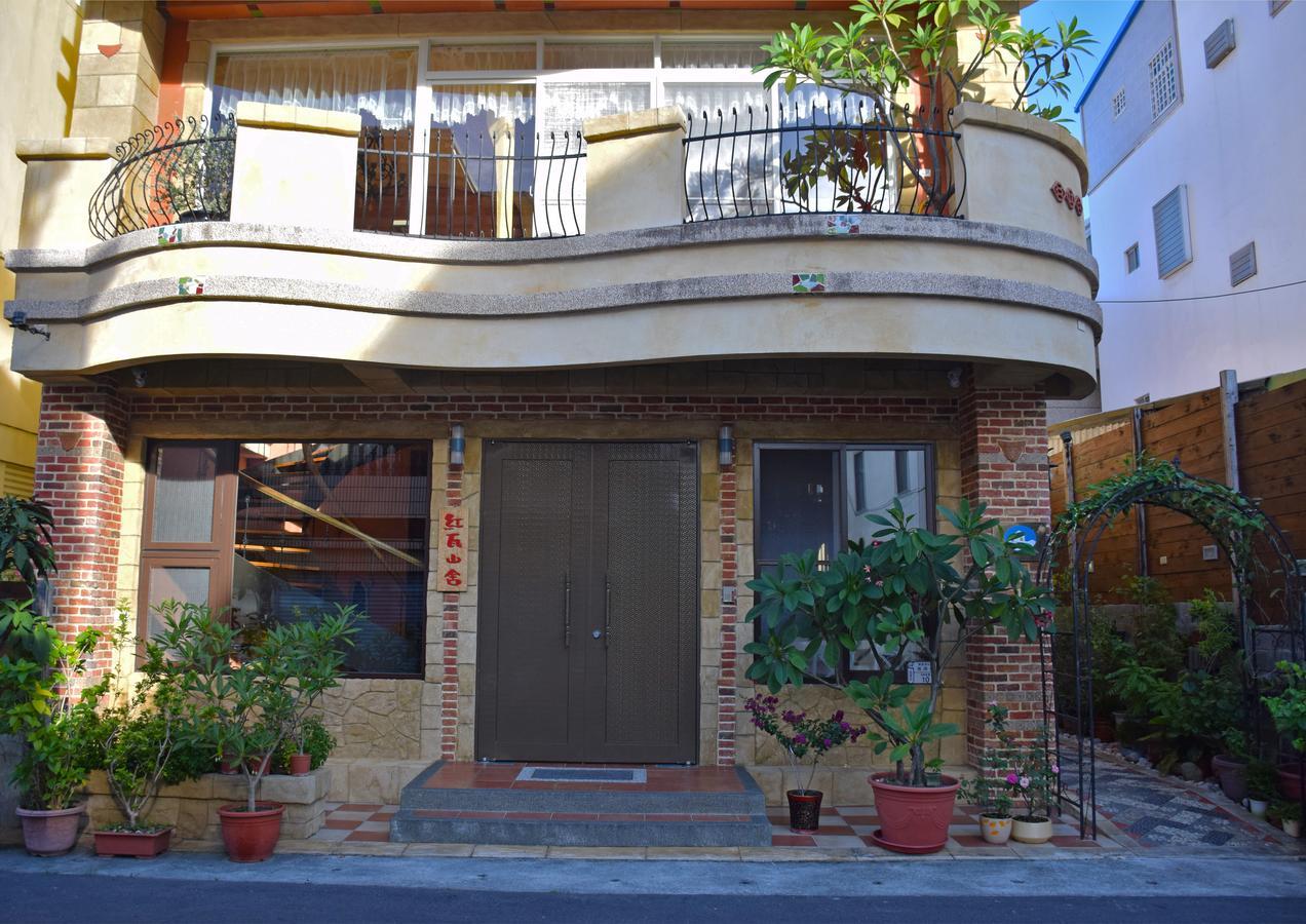 Red Roof B&B Taitung Екстер'єр фото